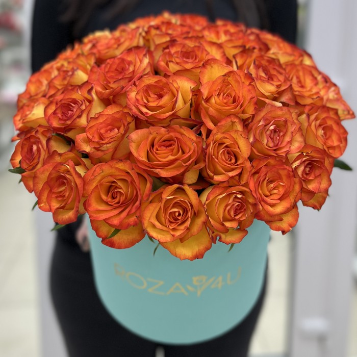 51 огненная роза в коробке